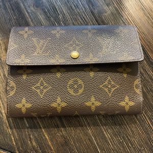 Louis Vuitton Monogram Wallet